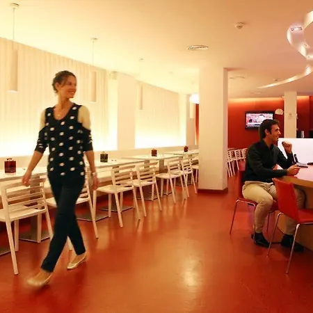Hotel Ciutat Vella 3*
