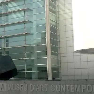 シウタット ヴェリャ 3* バルセロナ