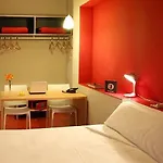 Ciutat Vella Hotel